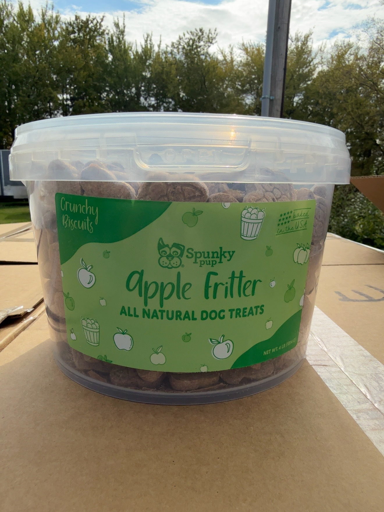 Spunky Pup Apple Fritter 4-lb bucket